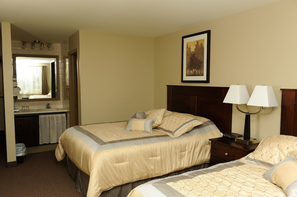 Zurich Hessenland Inn & Schatz Winery מראה חיצוני תמונה